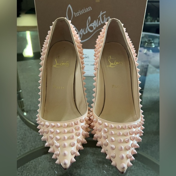 Christian Louboutin Peach Patent Leather Pigalle Spikes Pumps - Picture 5 of 16